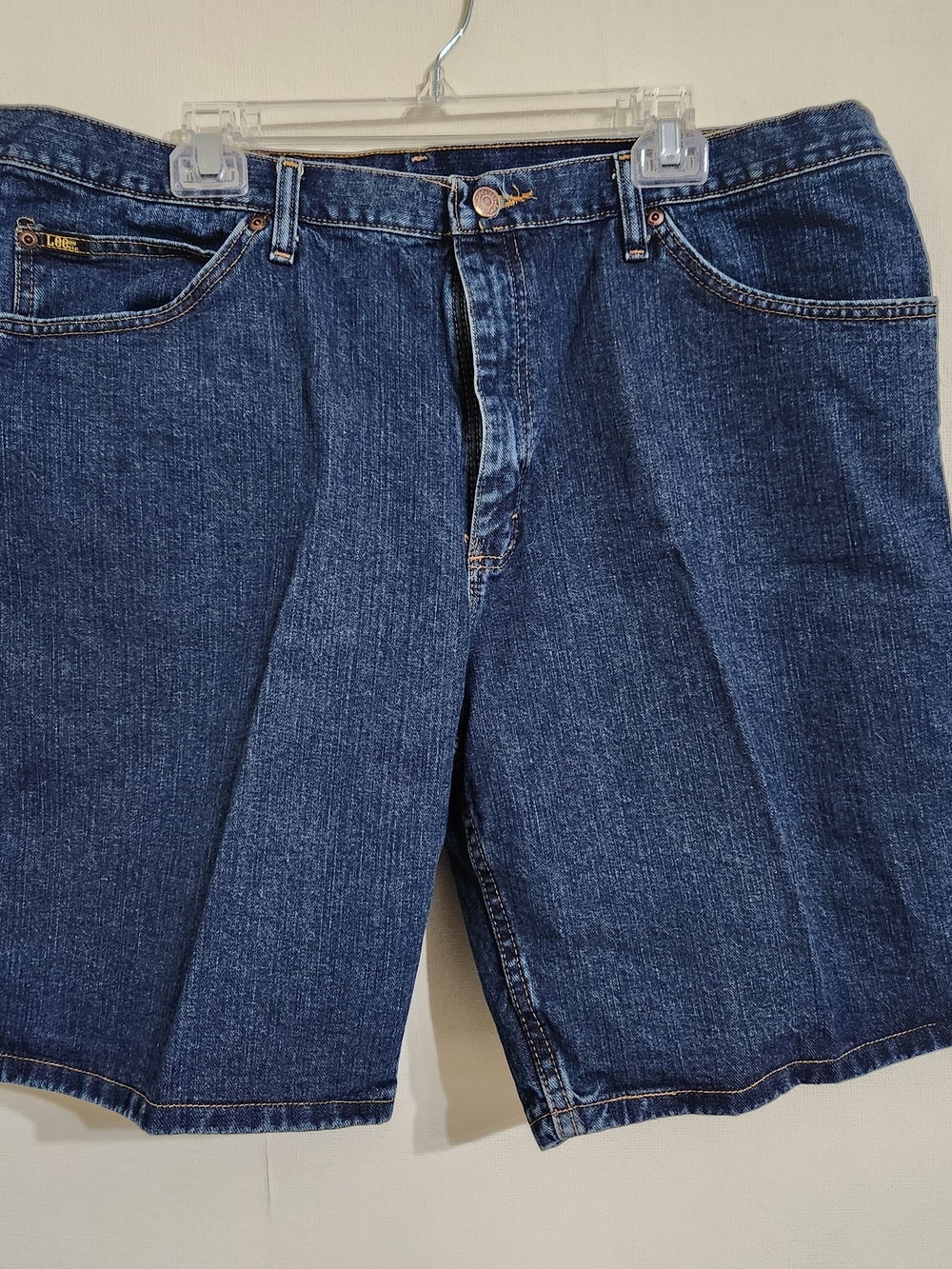Vintage Lee Men's Denim Shorts in Indigo Blue